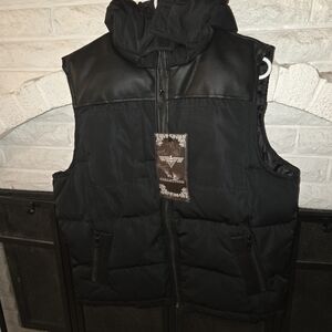 Black V.I.P. Collection puffer vest mens size XL  black/chuffer Vest with Hood